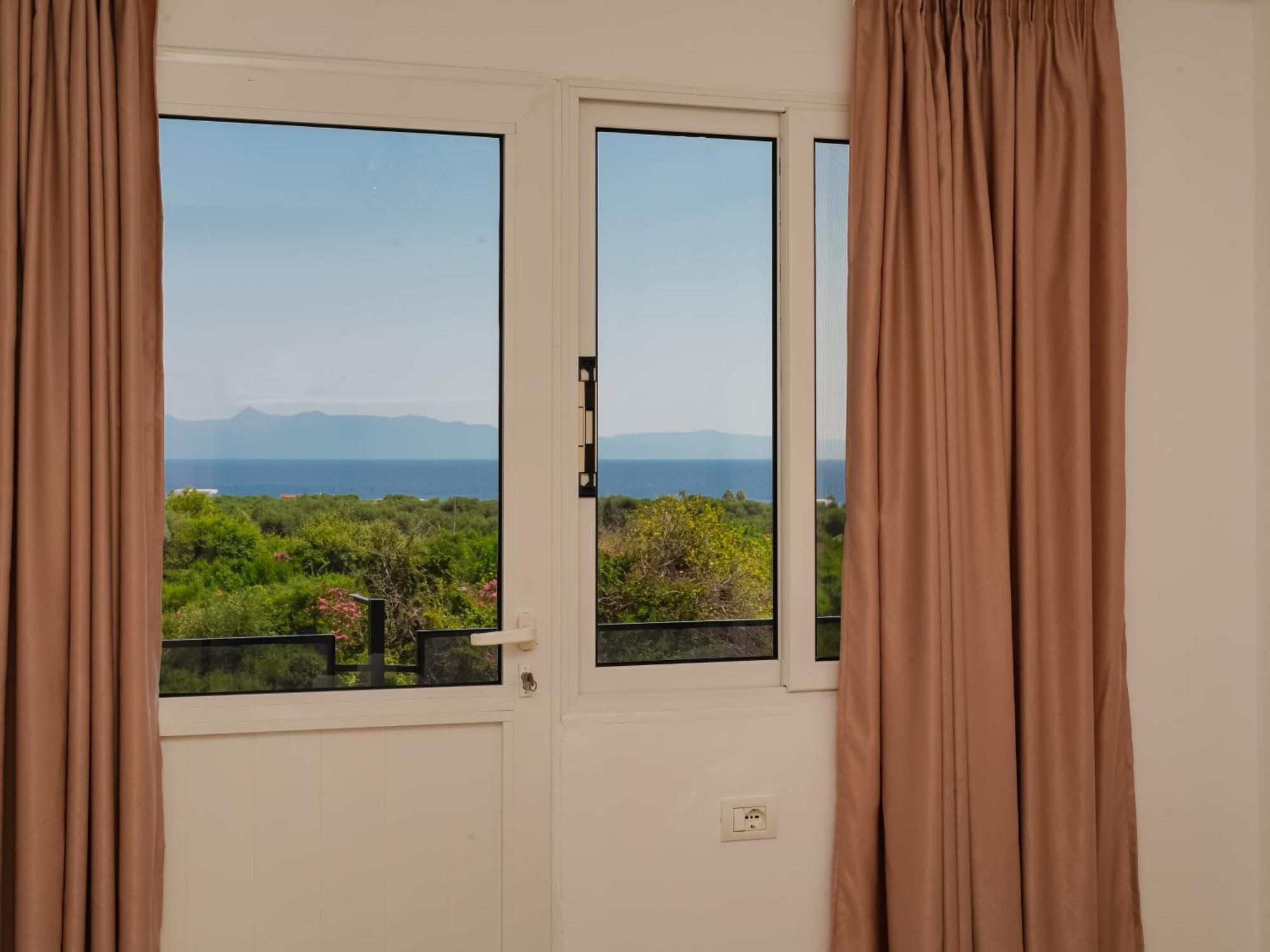 Hotel Deve Mar Borsh