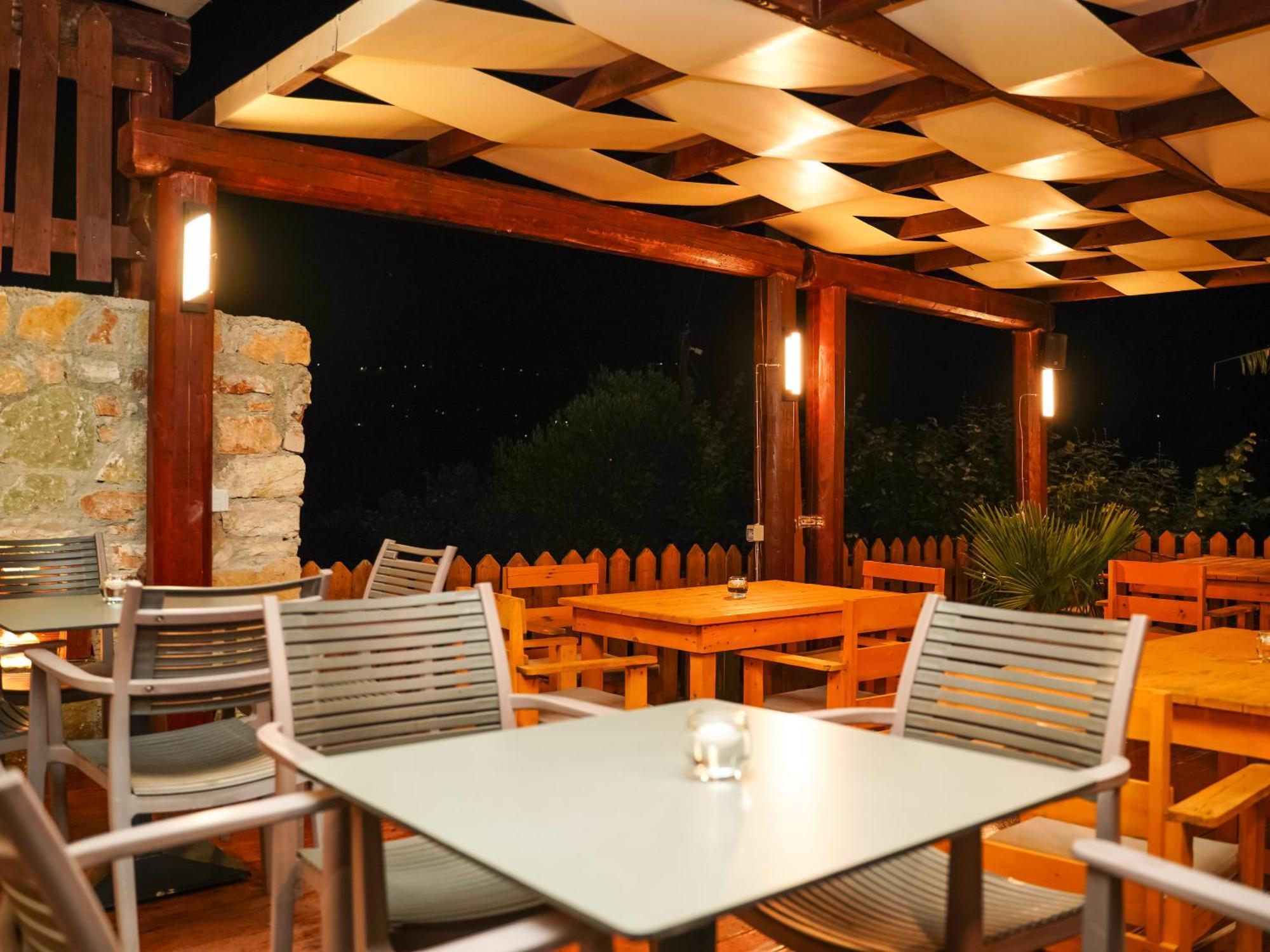 Deve Mar Hotel Borsh